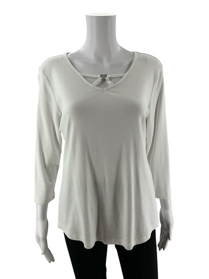 White solid A-line top for women by Karen Scott, size medium, featuring a minimalist casual design.