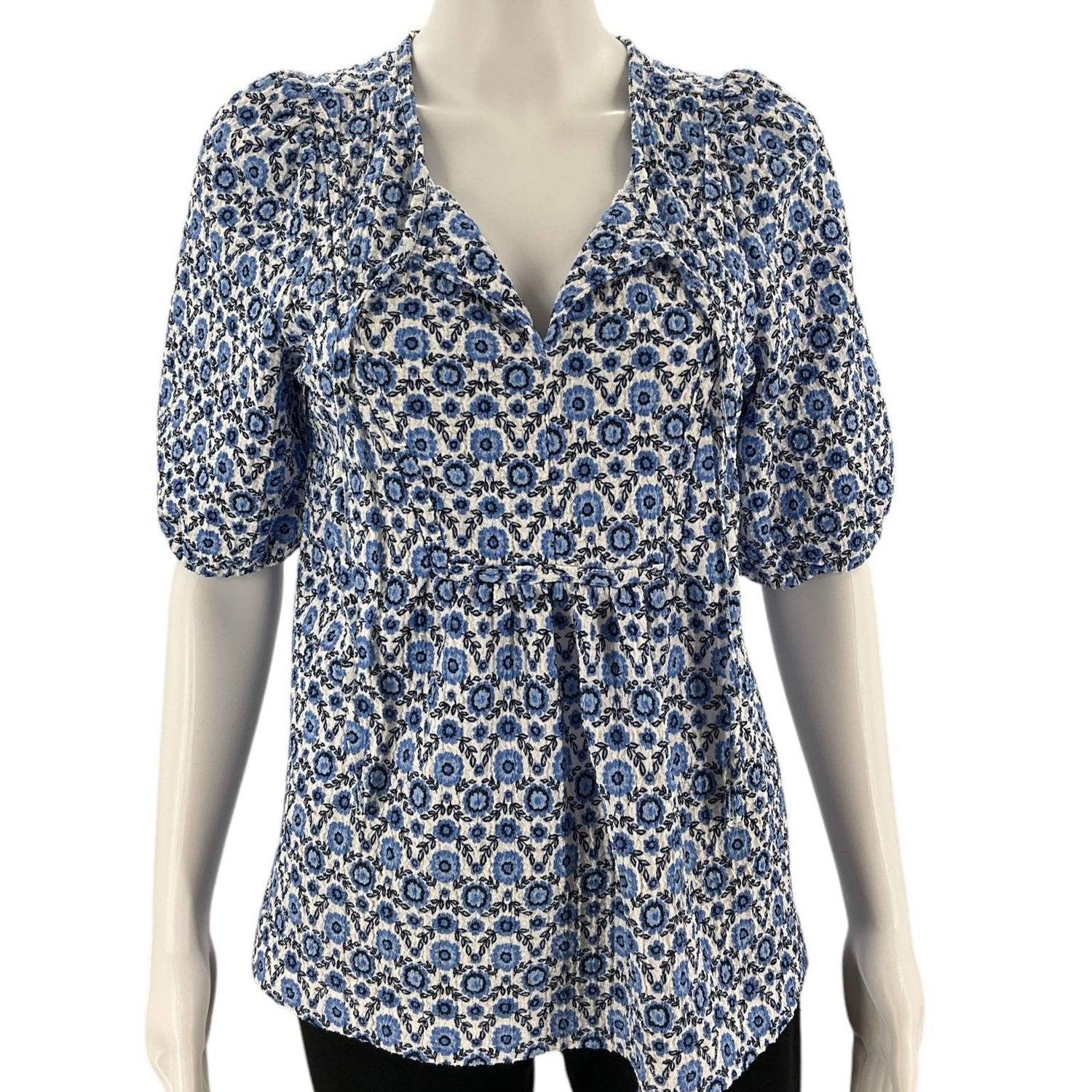 Loft Blue/White Floral Pre-Owned Ladies Top - Size XS - Margaret’s Fine Consignment