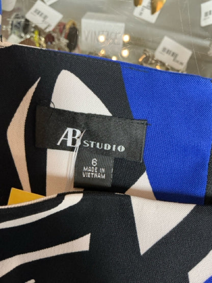 AB Studio Blue/white/black Shift, A-Line, Sleeveless, Scoop Neck, Colorblock, Knee Length Size 6 Blue/white/black Print Pre-Owned Ladies Dress - Size 6