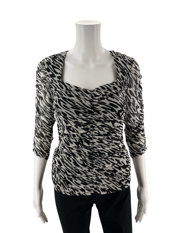 White House Black Market White/Black Print Pre-Owned Ladies Top - Size XS