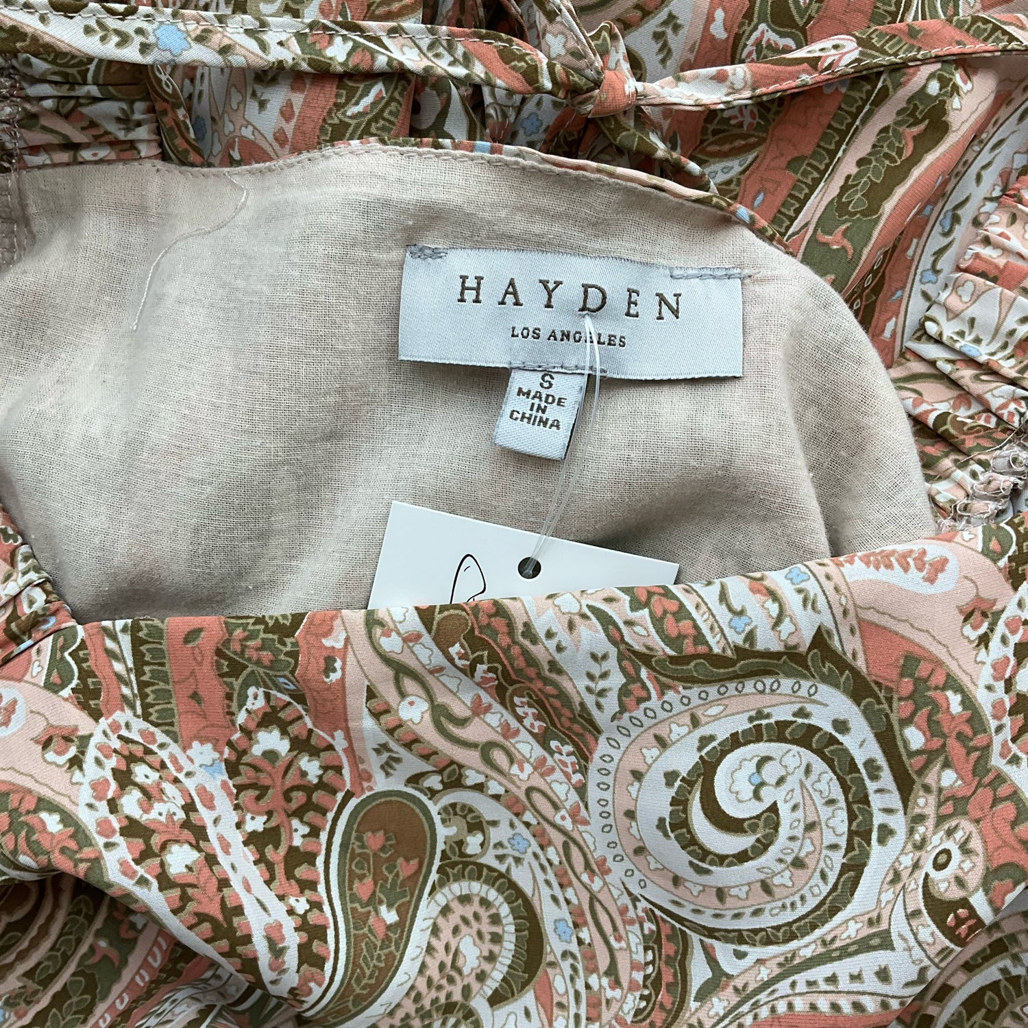 Hayden Tan/Peach Paisley Pre-Owned Ladies Dress - Size Small