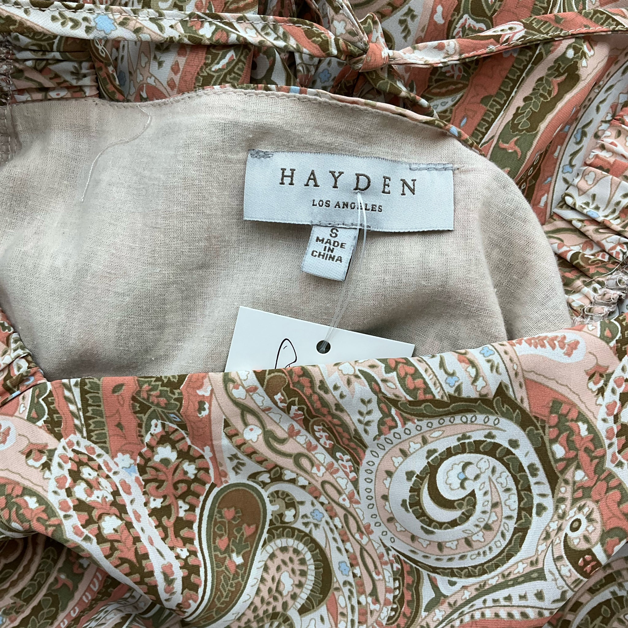 Hayden Tan/Peach Paisley Pre-Owned Ladies Dress - Size Small