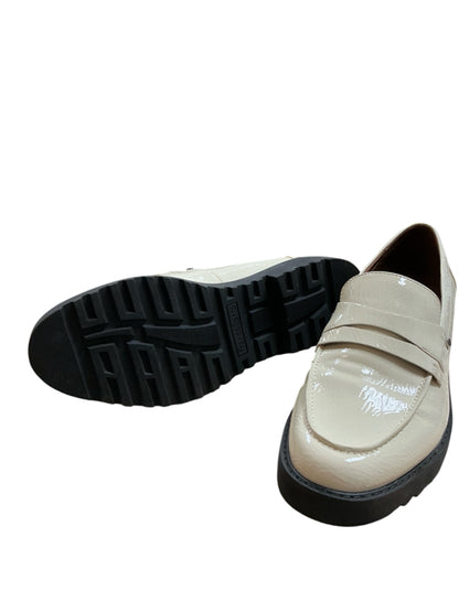 Franco Sarto Balin 2 Cream Patent Croc Lug Sole Loafers Size 8.5
