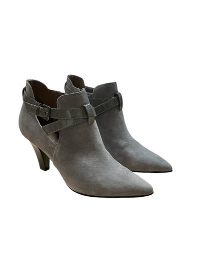 Donald Pliner Devi Gray Suede Cutout Buckle Ankle Booties Size 7