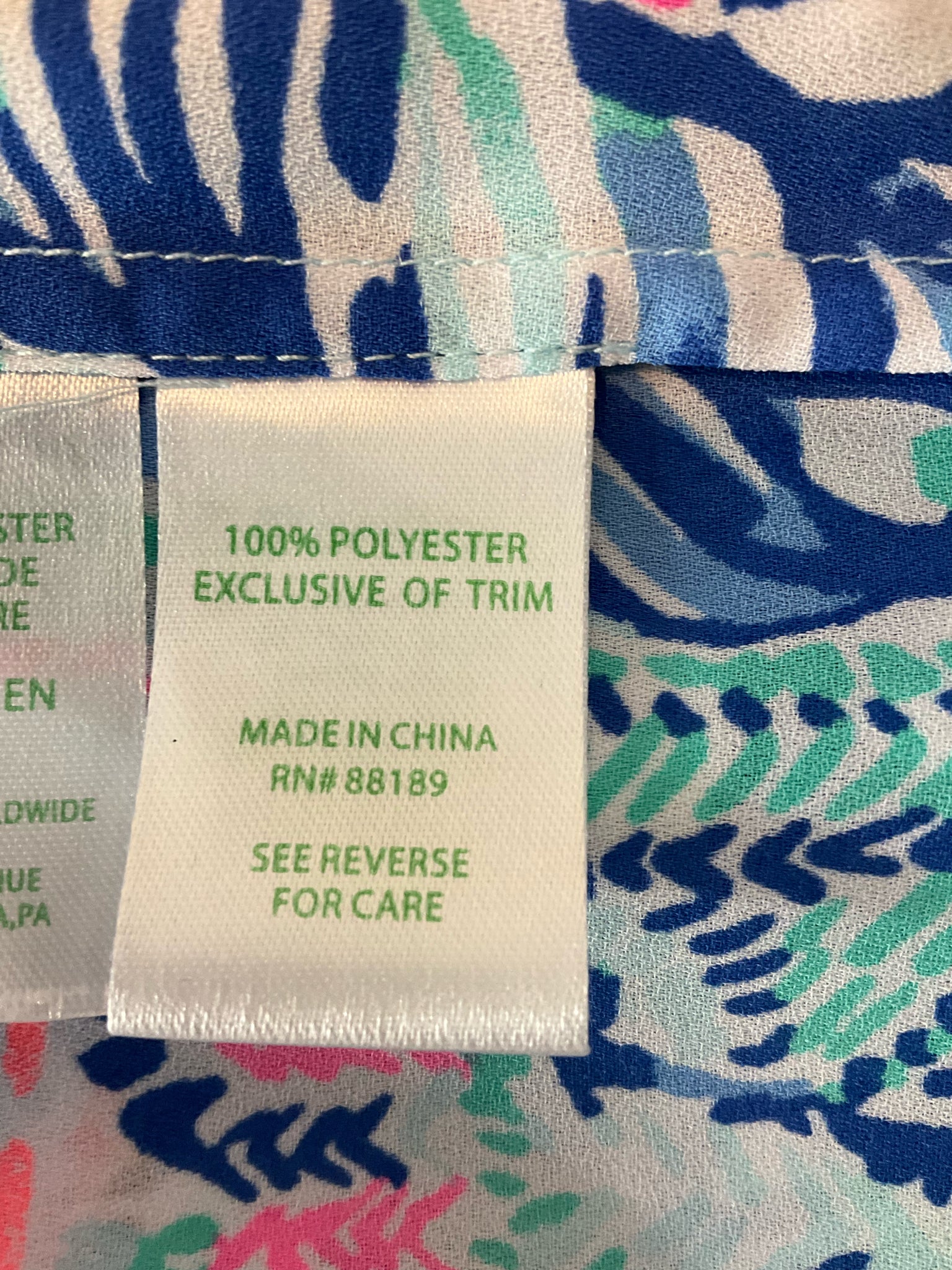 Lilly Pulitzer Tatum Tunic Top Multi Chin Chin Print V-Neck Tassel Blouse Size Large