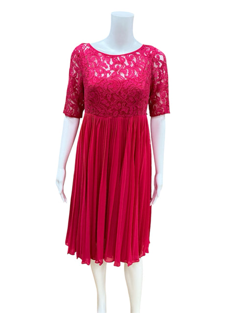 momo collection Size S Pink Lace Dress