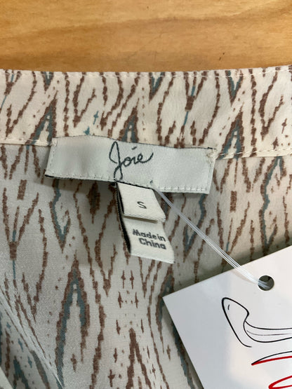 Joie Marru Ikat Diamond Print Silk Blouse Tan Green V-Neck Top Size Small- ONLINE ONLY