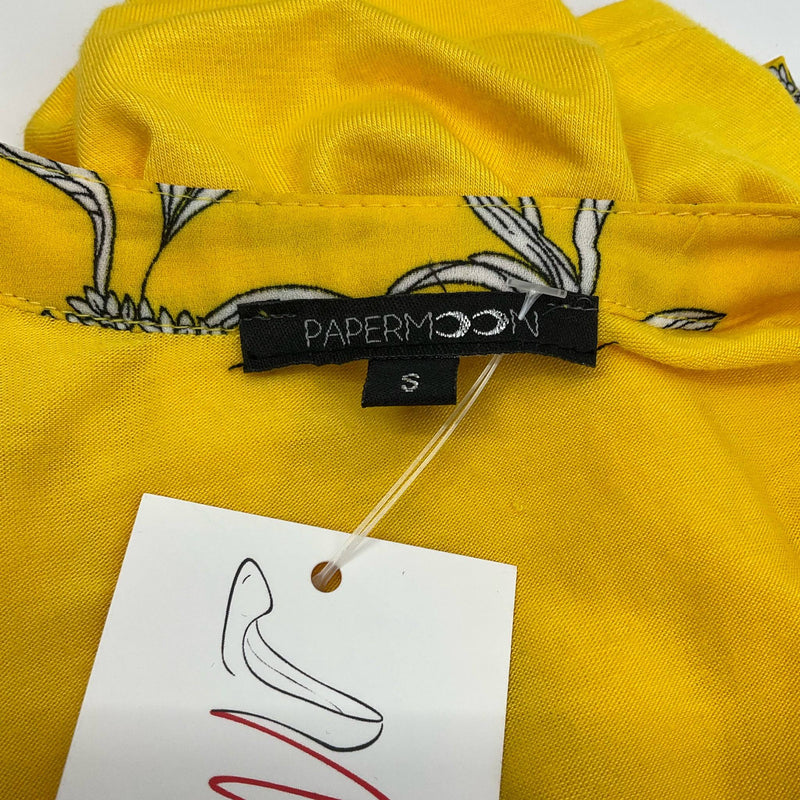 Papermoon Yellow/White Floral Ladies Pre-Owned Top - Size Small - Margaret’s Fine Consignment