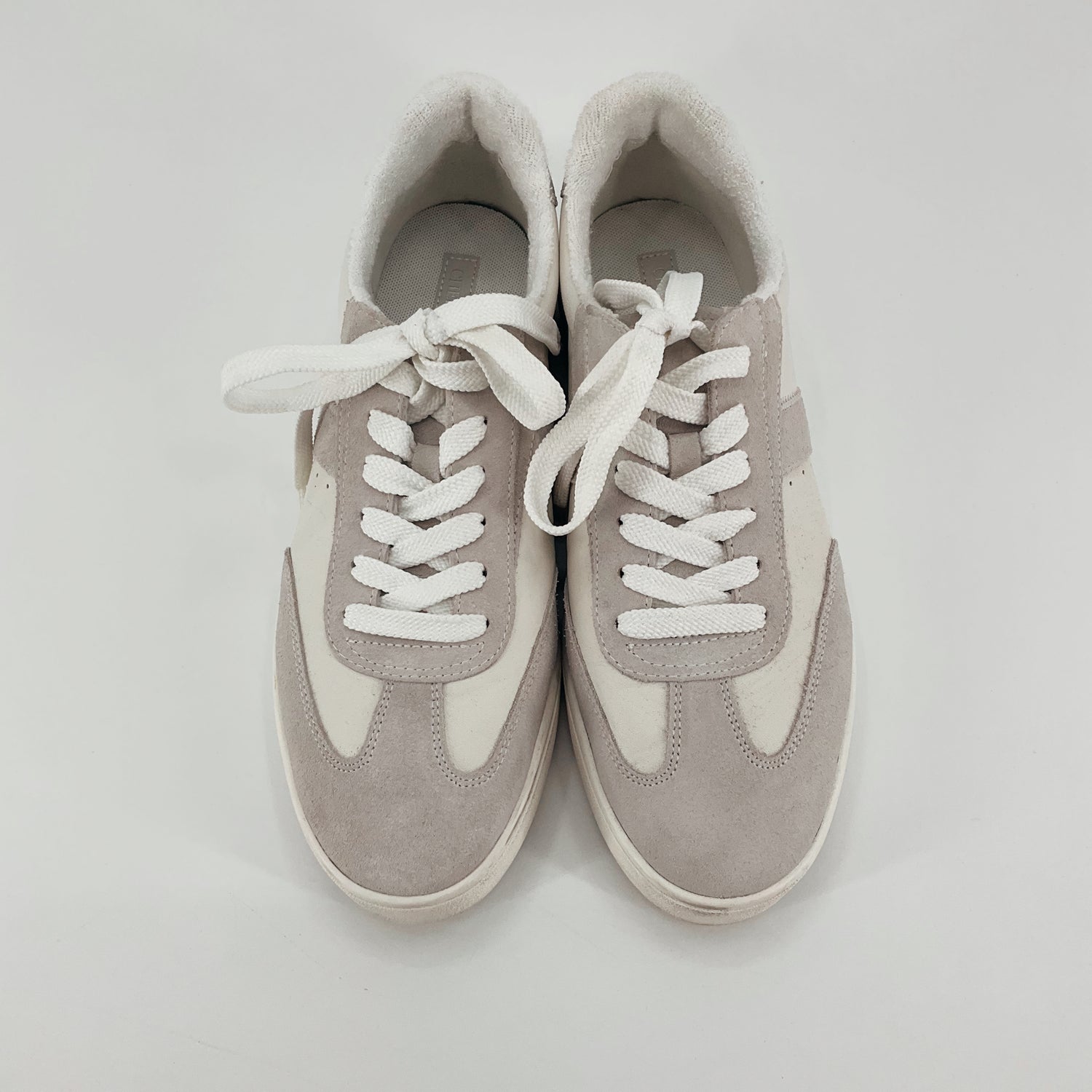 Chelsea &amp; Violet Club Suede Leather Sneakers White Gray Size 9.5