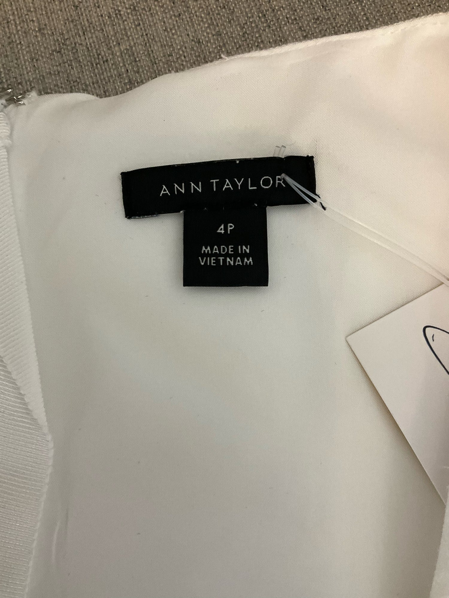 Ann Taylor White Linen Blend Sheath Dress Petite Size 4P