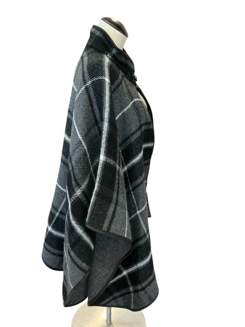 Lucky Belle Poncho Size One Size Fits Most - Margaret’s Fine Consignment