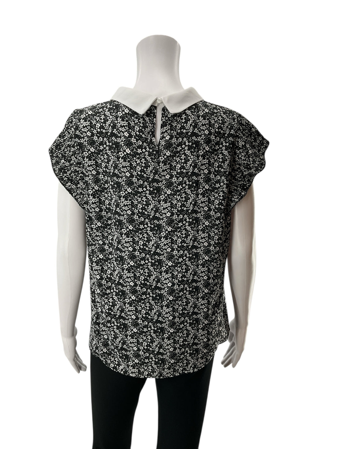 Adrianna Papell Black White Ditsy Floral Peter Pan Collar Blouse Top Size Small