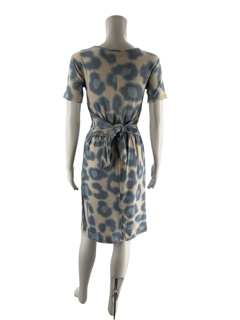 Edwards Blue/White Print Pre-Owned Ladies New With Tags Dress - Size Small