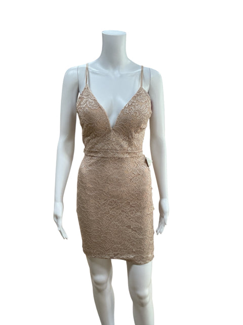 Emerald Sundae tan lace spaghetti strap dress, size small, pre-owned with tags, featuring a fitted silhouette and V-neckline.