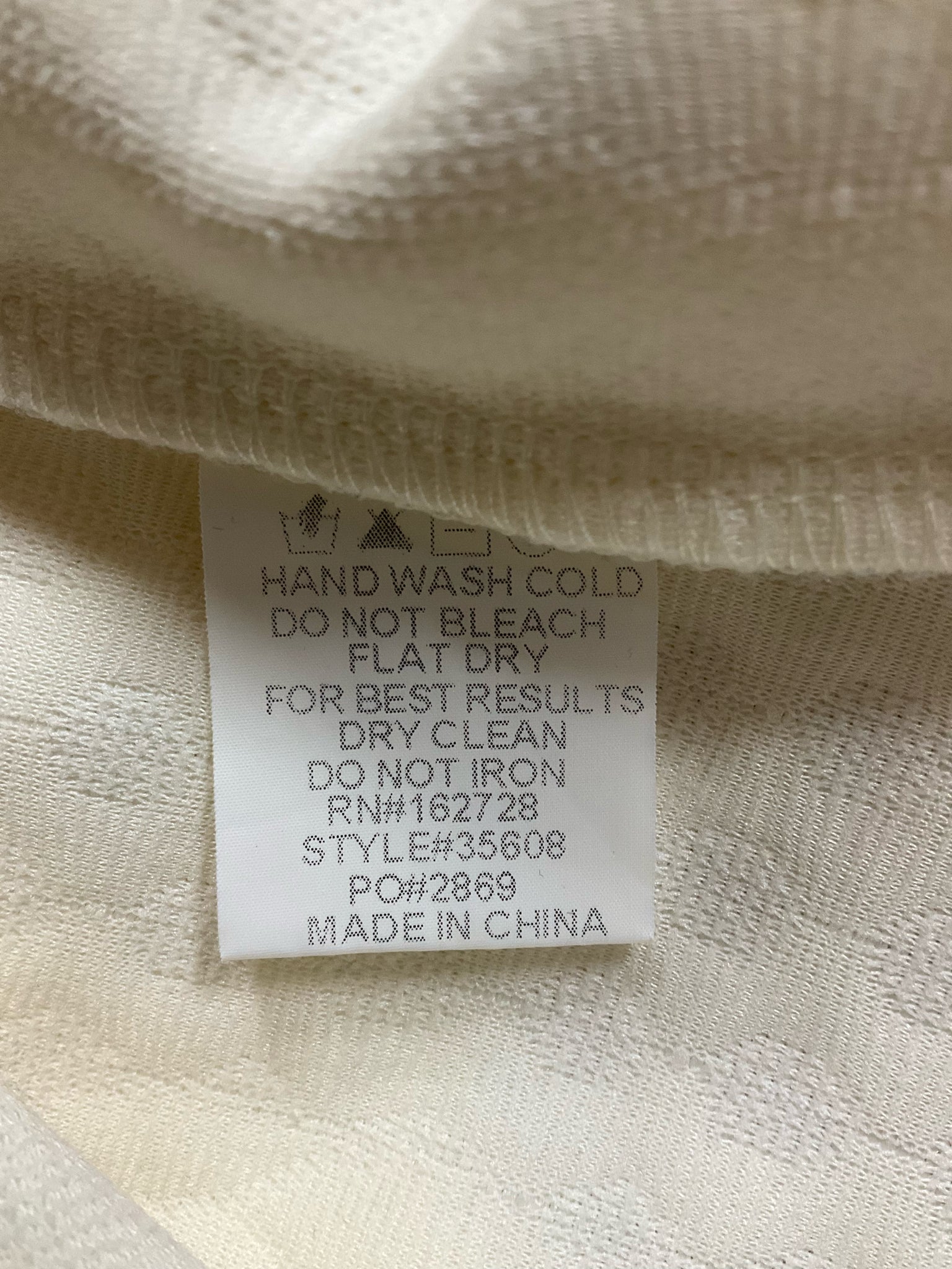 Voy by Tribal Cream Textured Flutter Sleeve Blouse | Size Medium