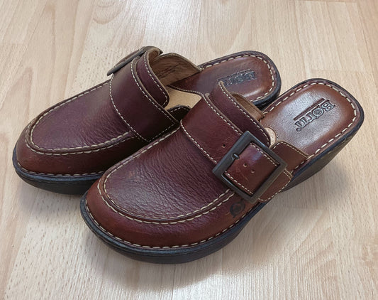 Born Shoe Size 6 Brown Buckle Mules