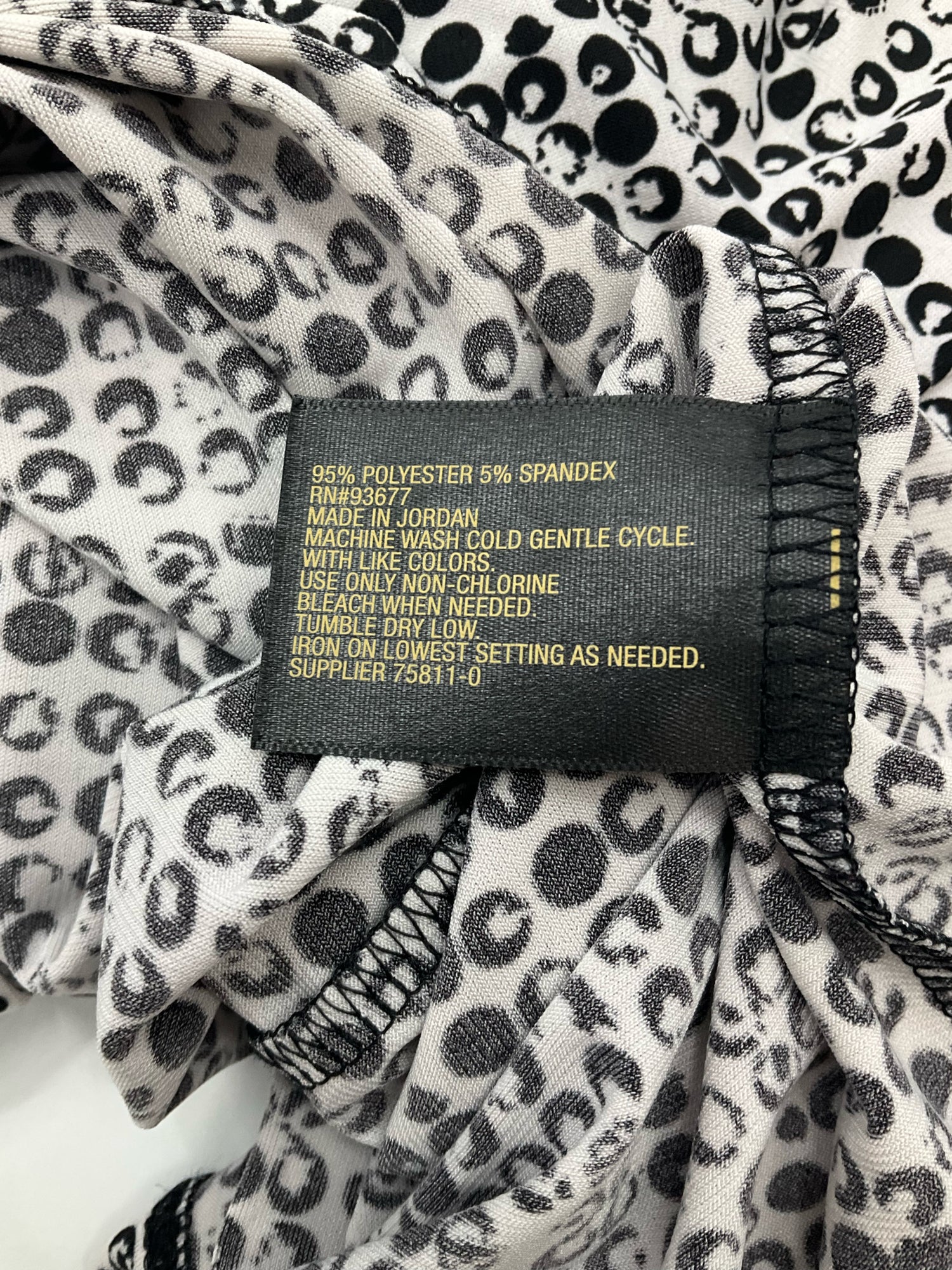 Worthington Black/White Print Pre-Owned Ladies Casual Top -  Size XL Petite