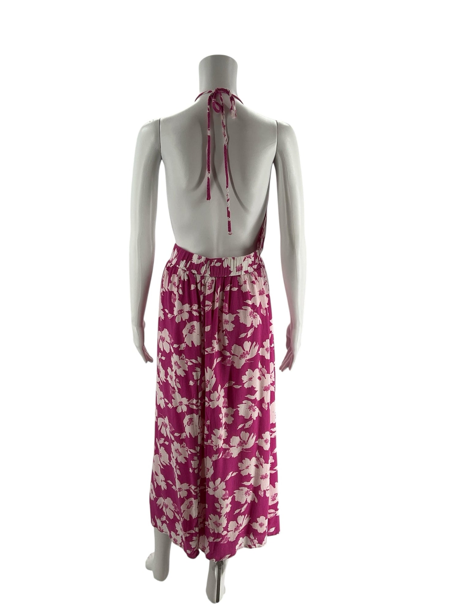 Lulus pink and white floral pre-owned ladies dress in size large, featuring a vibrant floral pattern and elegant design.