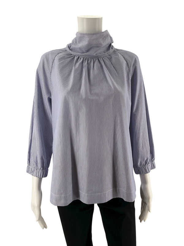 J Crew Blue/White Pinstripe Pre-Owned Ladies Top - Size 6