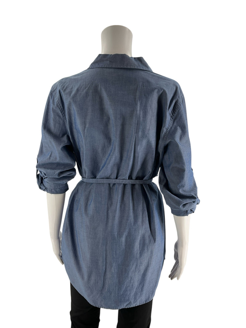Van Heusen Chambray Pre-Owned Ladies Top - Size Medium