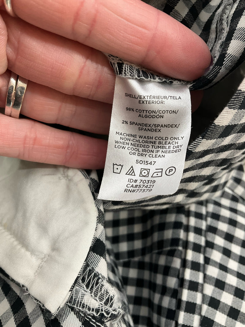 Ann Taylor Navy/White Checkered Pre-Owned Ladies Pants - Size 2