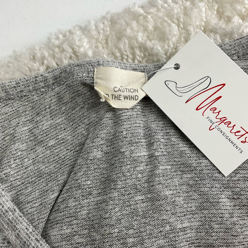 Caution To The Wind Gray Heathered Top - Size XS - Margaret’s Fine Consignment