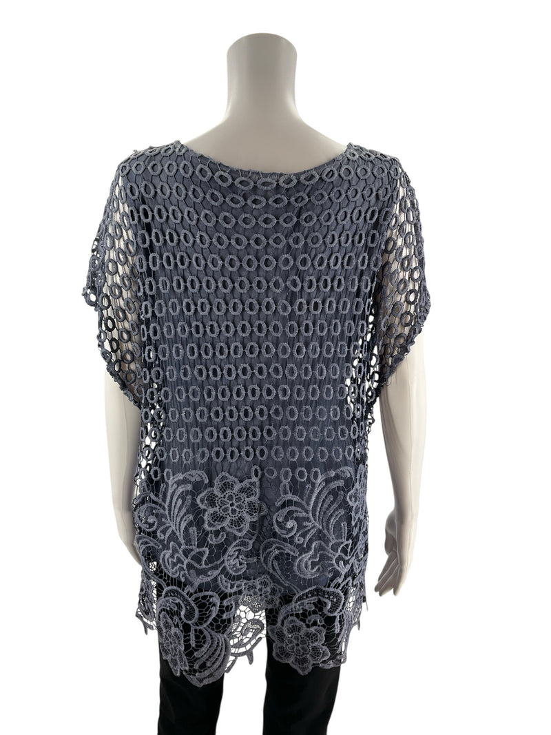 Saks Fifth Ave Blue Crochet Pre-Owned Ladies Top - Size Medium