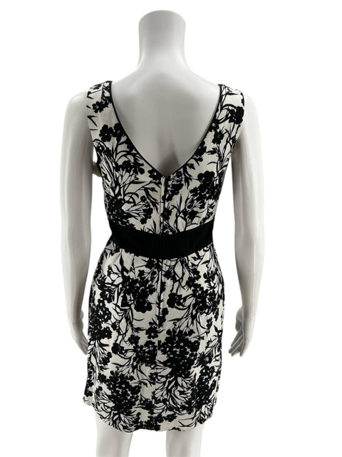 B Smart White/Black Floral Dress Size 6