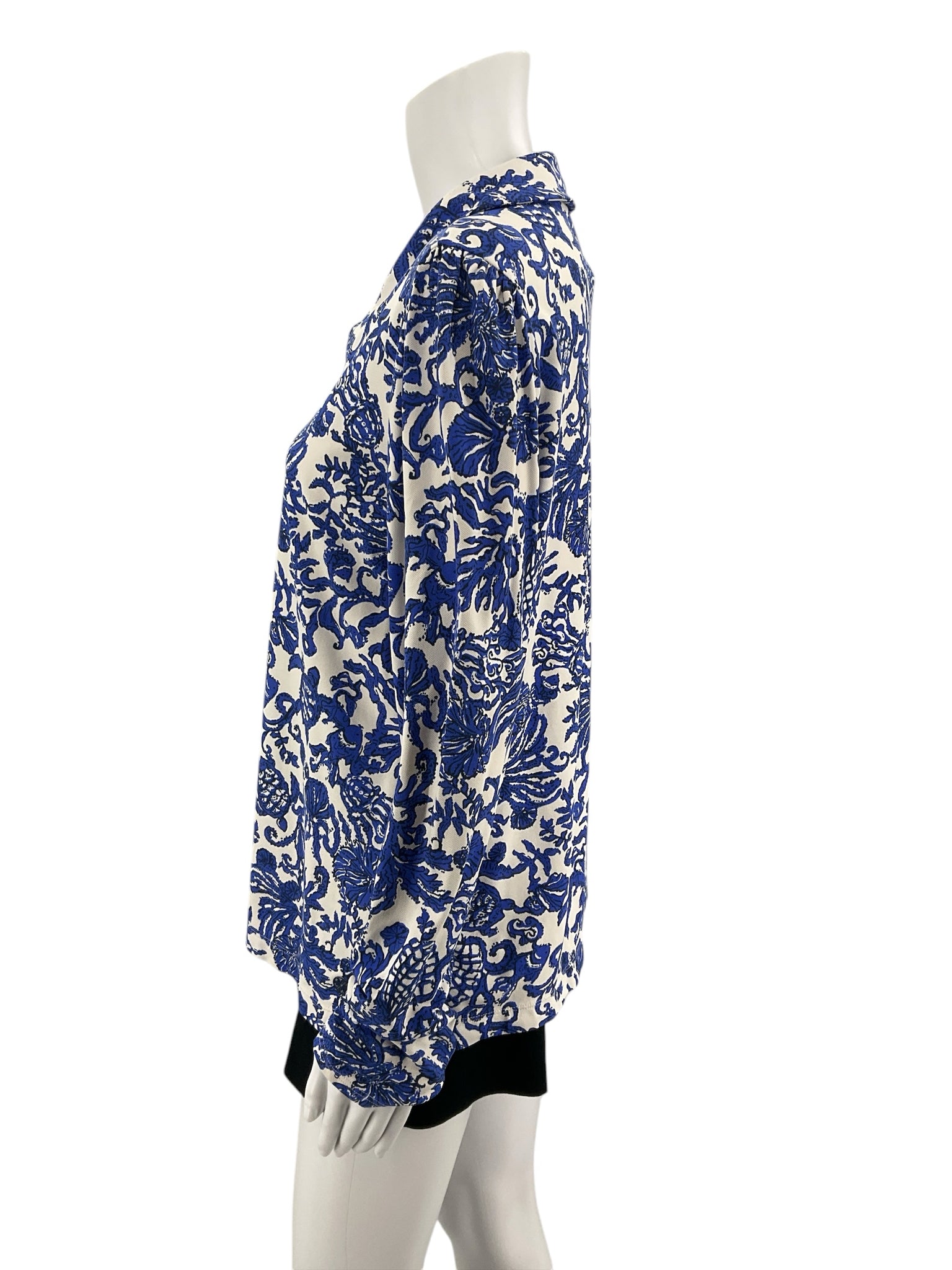 Lilly Pulitzer Size XL blue/white Pre-Owned Ladies Tops
