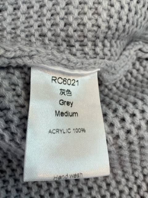 No Brand Shrug Size Medium - Margaret’s Fine Consignment