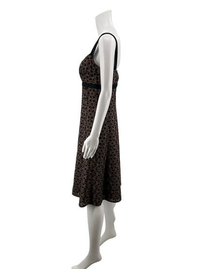 Harolds Size 8 brown/black Embroidered Pre-Owned Ladies Dress