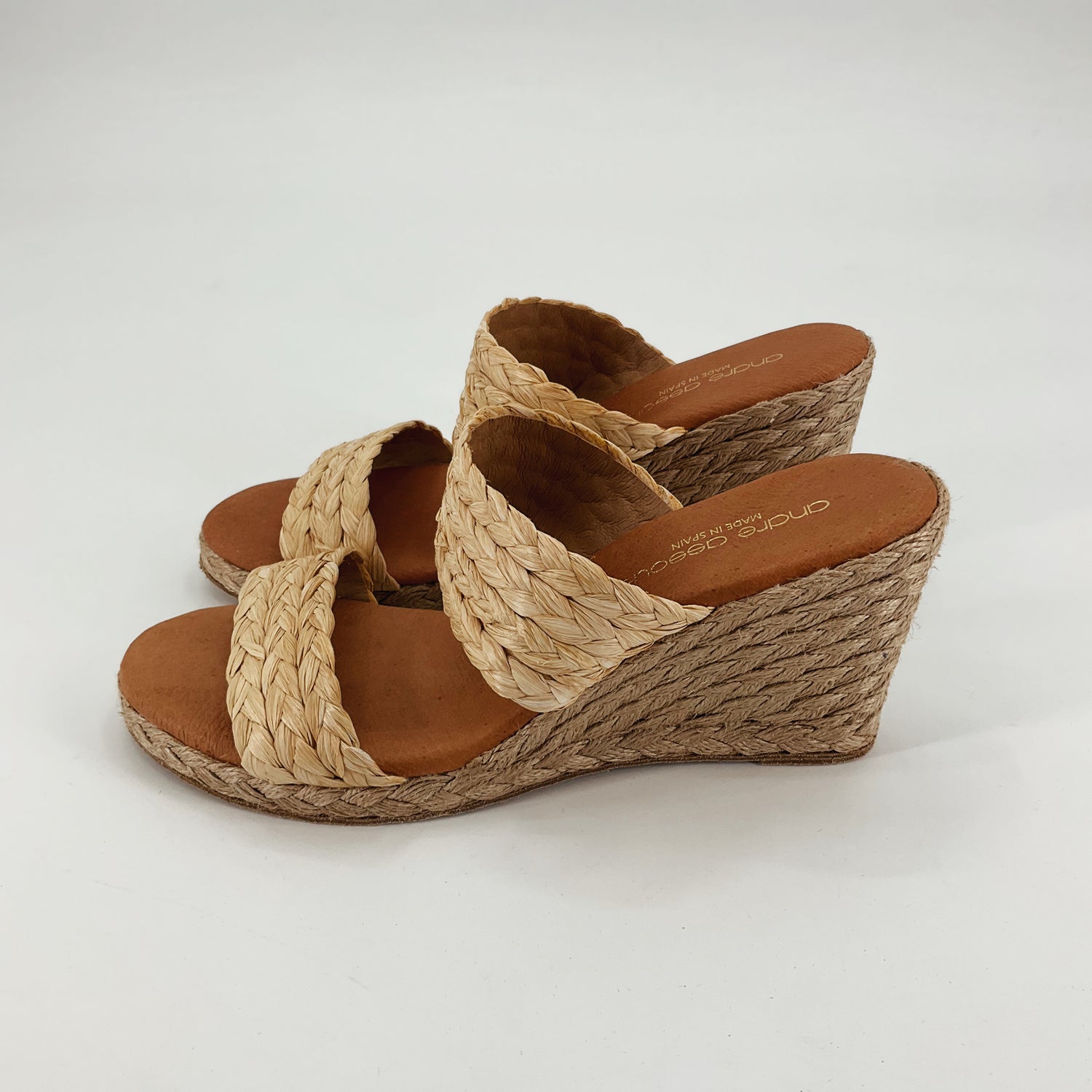 andre asous Shoe Size 6/6.5 Tan Espadrilles Pre-Owned Ladies Sandals