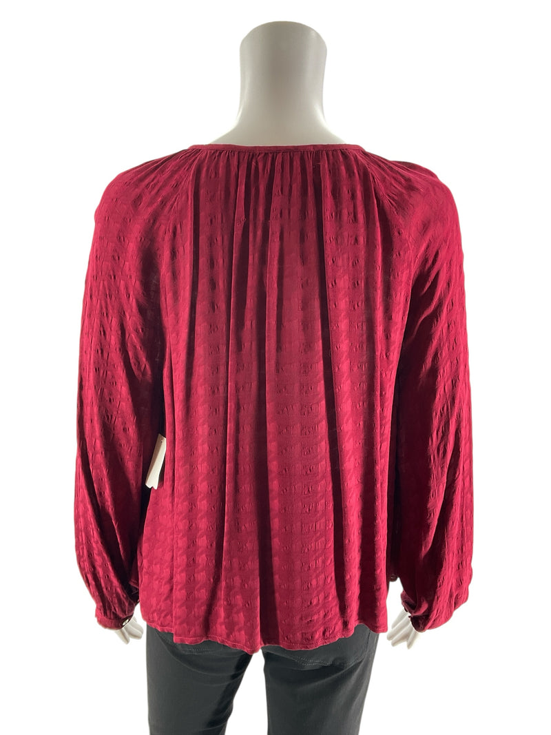 Cloth & Stone Maroon Solid Pre-Owned Ladies Top - Size Small