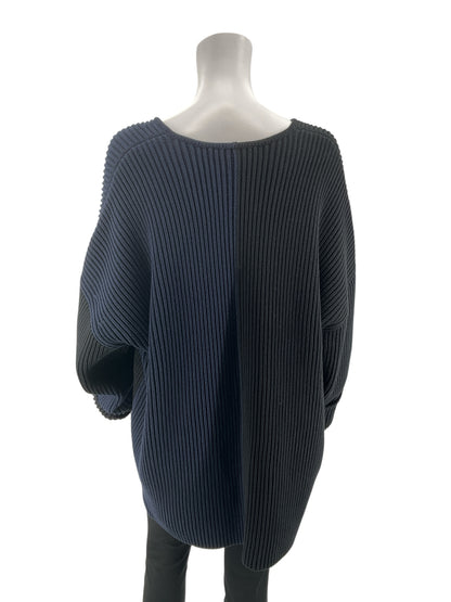 St. John navy/black Sweaters Navy &amp;amp; Black Colorblock Batwing Sleeve Tunic Sweater Size XL - Size XL