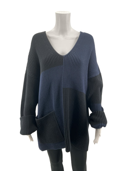 St. John navy/black Sweaters Navy &amp;amp; Black Colorblock Batwing Sleeve Tunic Sweater Size XL - Size XL