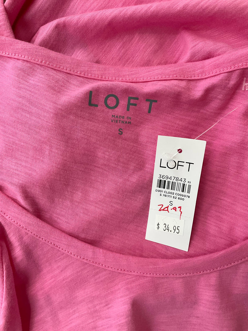 Loft Pink Solid  Pre-Owned Ladies Tops - Size Small