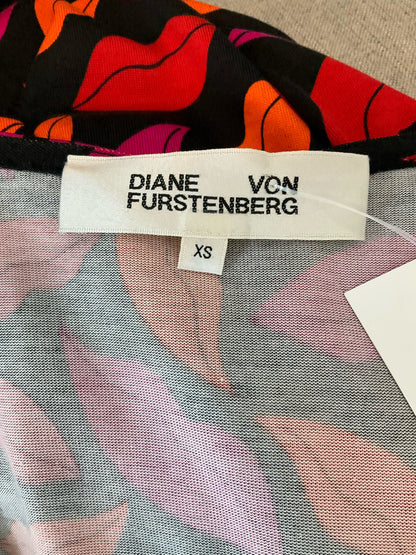Diane von Furstenberg DVF Lips Print Silk Wrap Dress | Size XS