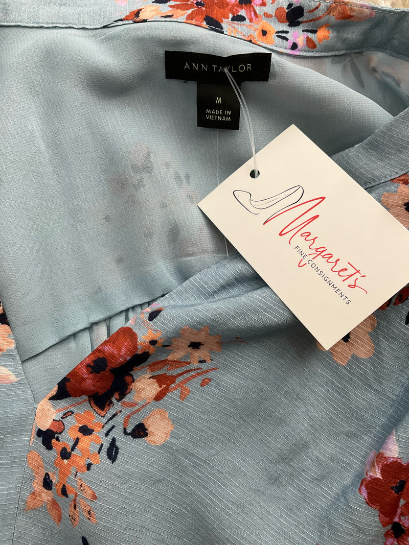 Ann Taylor Blue/Rust Floral Pre-Owned Ladies Top - Size Medium