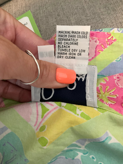 Lily Pulitzer Size XL lime/multi color Print Pre-Owned Casual Top - Downstairs