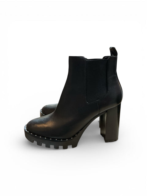 Antonio Melani Black Solid Pre-Owned Ladies Boots - Size 12 - Margaret’s Fine Consignment