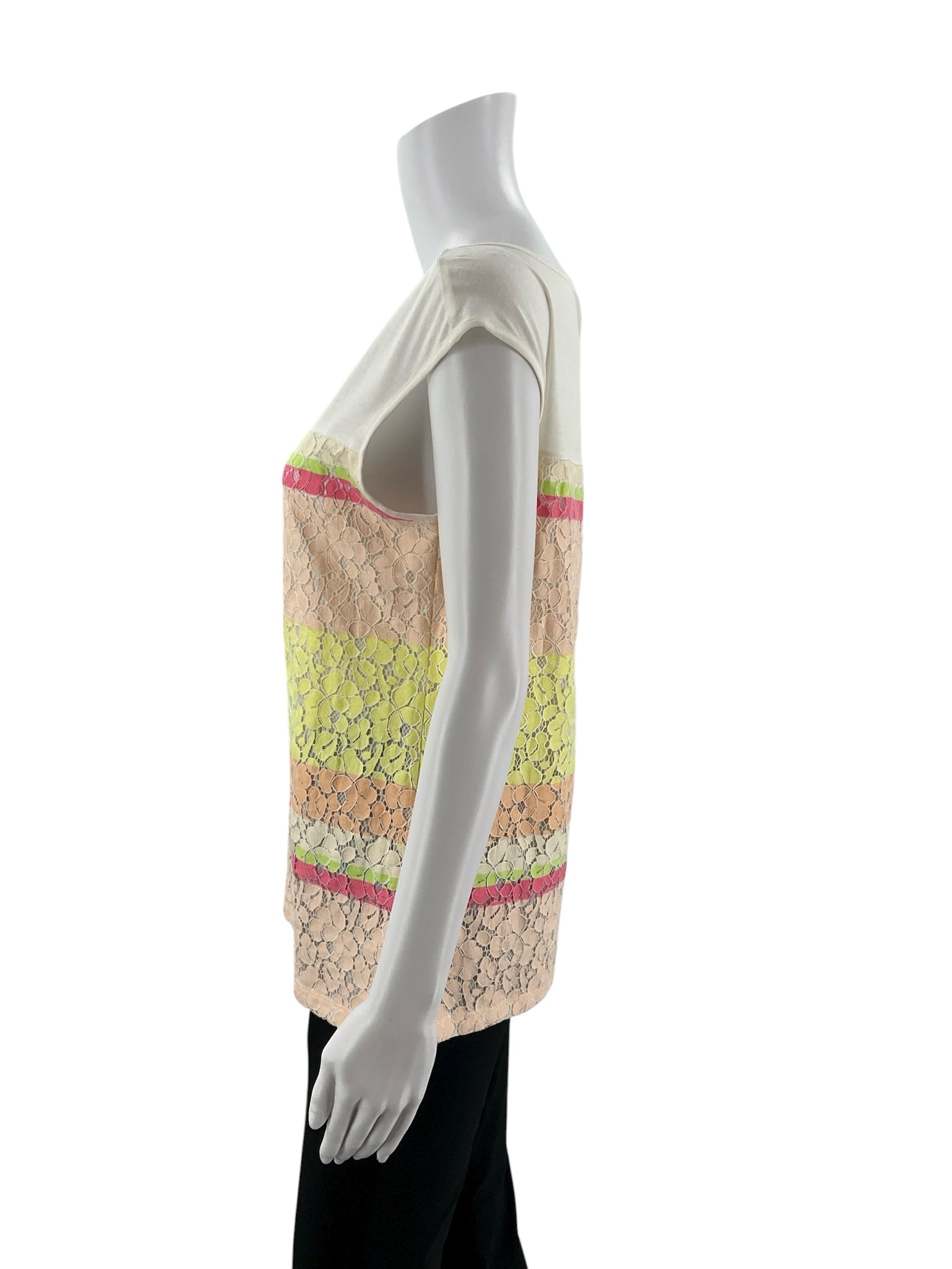 Ann Taylor Cream/Pink/Yellow Floral Pre-Owned Ladies Top - Size Medium - Margaret’s Fine Consignment