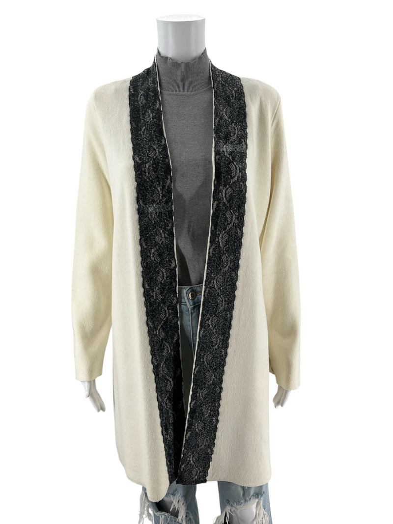 Alfani Ivory/Black Lace Pre-Owned Ladies Shrug - Size Medium