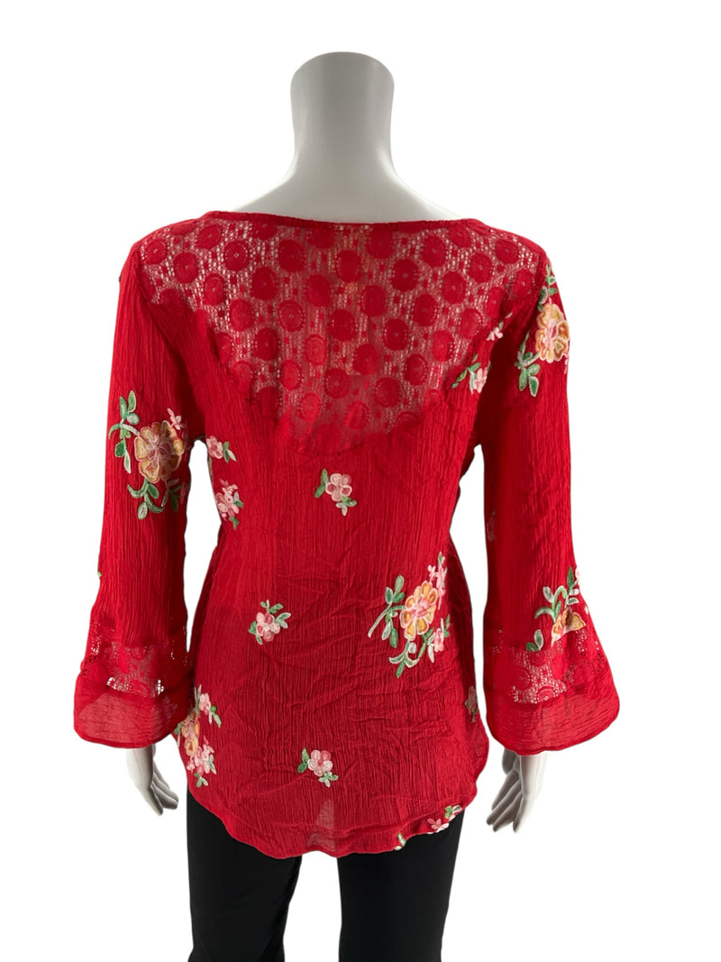 Fig & Flower Red/Multi Embroidered Pre-Owned Ladies Top - Size Small