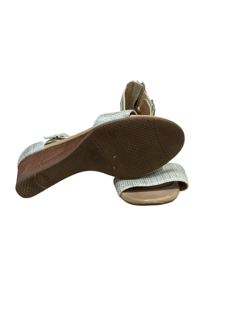 Ugg Zina Wedge Sandal Tan Snakeskin Print Ankle Strap Size 7 - ONLINE ONLY