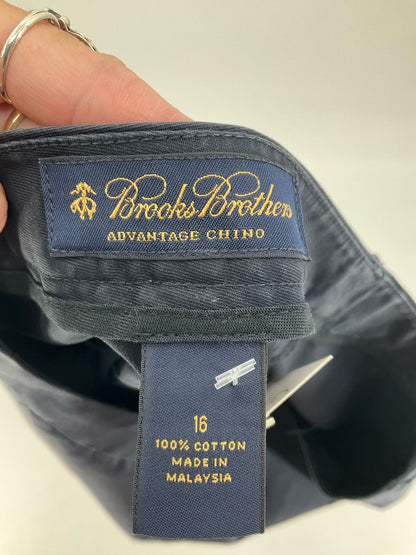 Brooks Brothers Advantage Chino Shorts Womens Size 16 Navy Blue Cotton Flat Front