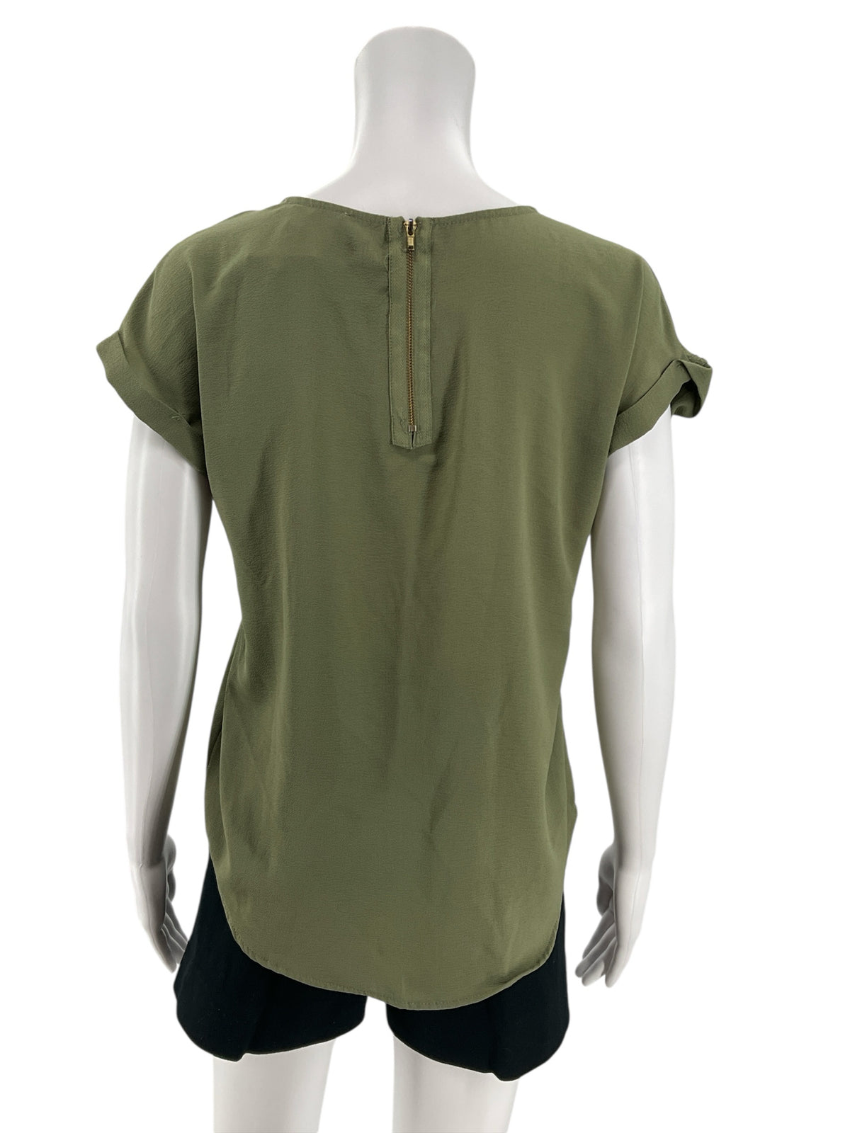Olive + Oak Olive Green Crepe Cap Sleeve Blouse Top Size Small - ONLINE ONLY