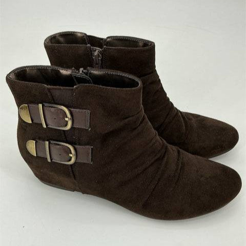 Andrew Geller Brown Pre-Owned Ladies Booties - Size 10 - Margaret’s Fine Consignment