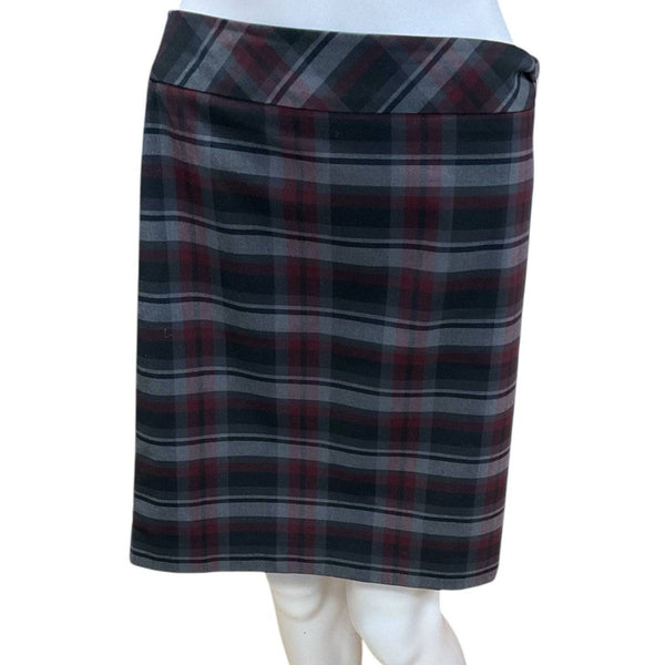 Loft Gray/Red Plaid Pre-Owned Ladies Skirt - Size 8 - Margaret’s Fine Consignment