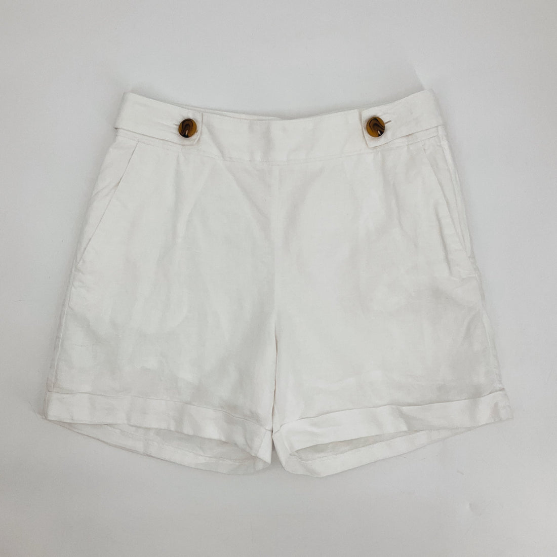High-waisted white cuffed shorts by a loves a, featuring pleats, perfect for casual resort wear. Size 2.