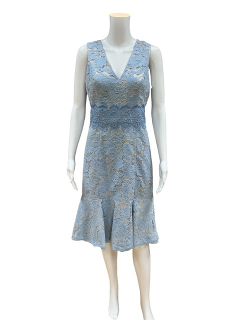 Vince Camuto Size 4 Baby Blue Lace Pre-Owned Ladies Dress